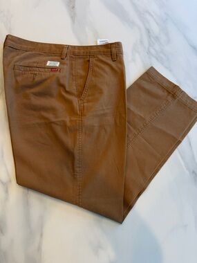 Levi's Men's 34/30 Tan Straight Fit Chinos